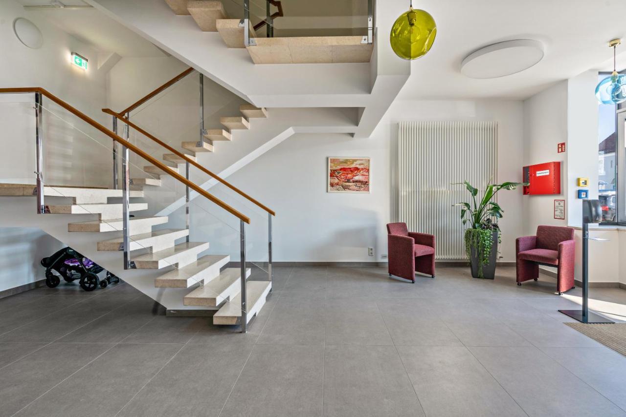 Апартаменты Huber Living Basic 203 Гермеринг Экстерьер фото